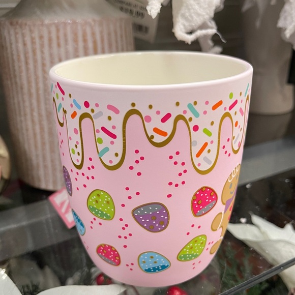 Christmas Pink Gingerbread Gumdrop Matte Soft Touch Mug NWT - Picture 3 of 3